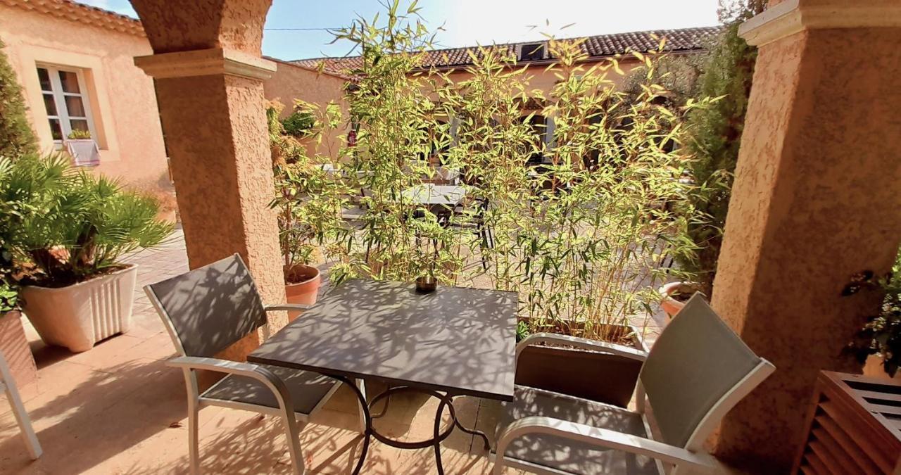 Le Fabian Des Baux Hotel ภายนอก รูปภาพ
