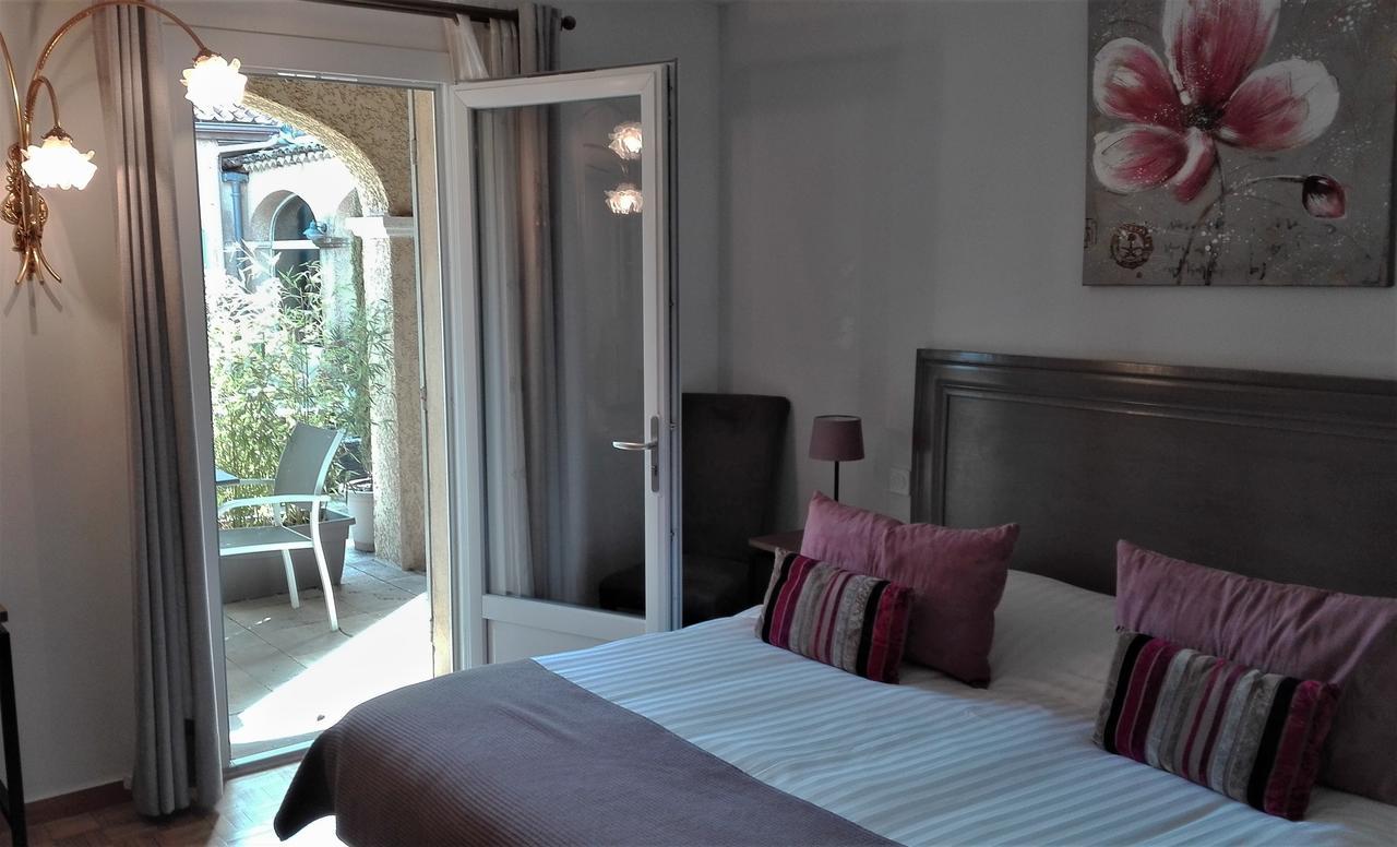 Le Fabian Des Baux Hotel ภายนอก รูปภาพ