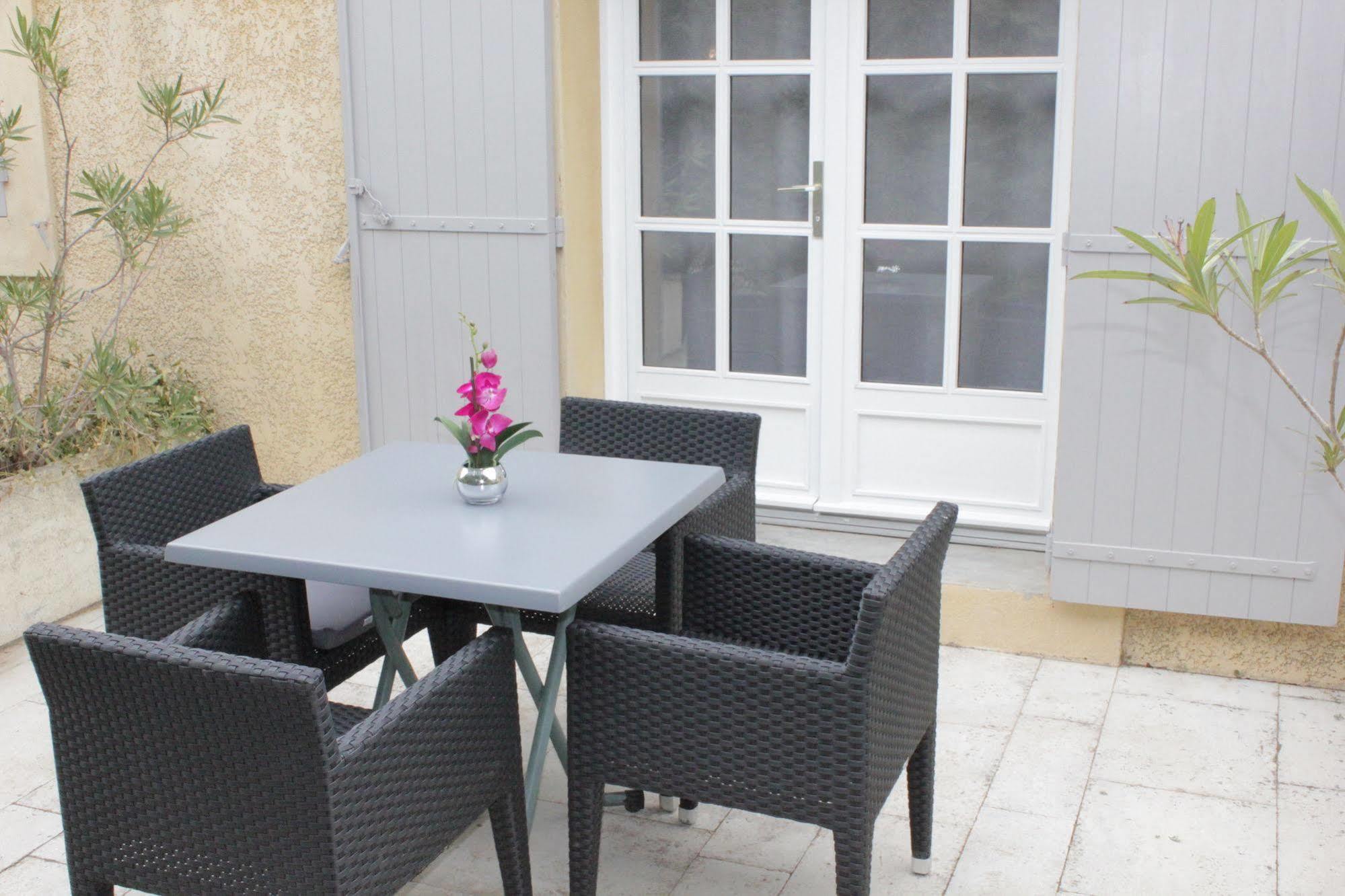 Le Fabian Des Baux Hotel ภายนอก รูปภาพ